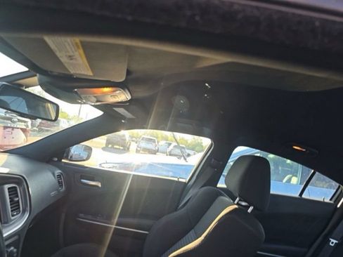 Used 2022 Dodge Charger R/T RWD image 15