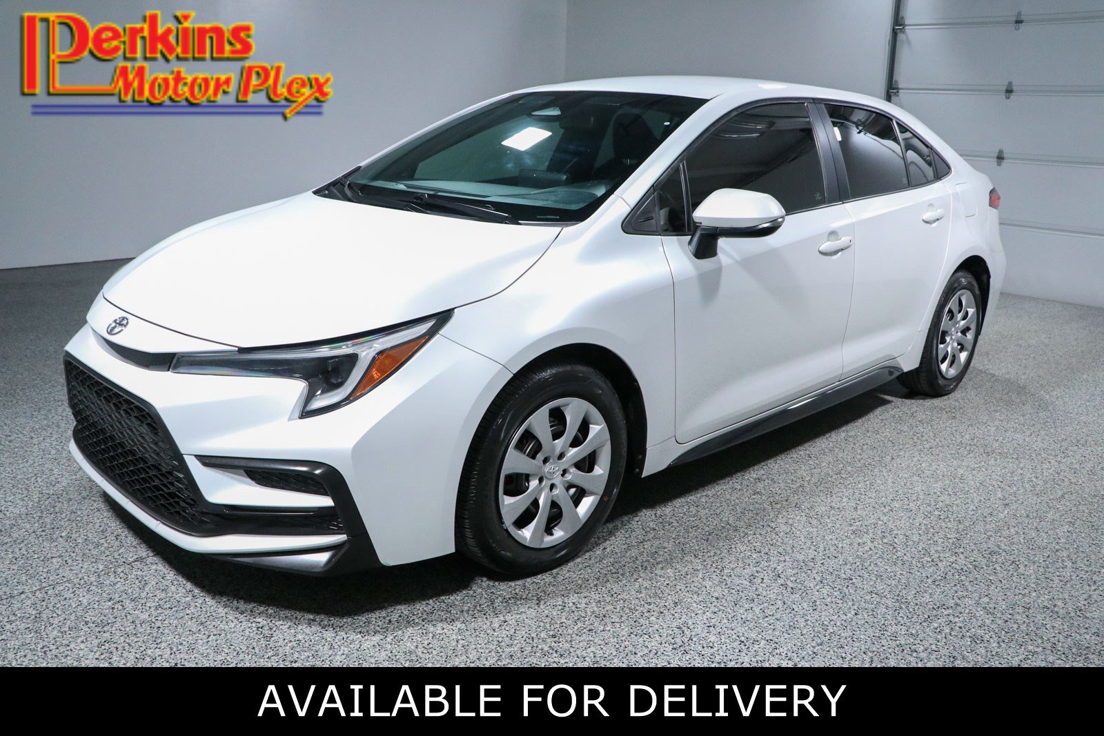 Used 2023 Toyota Corolla SE FWD image 1
