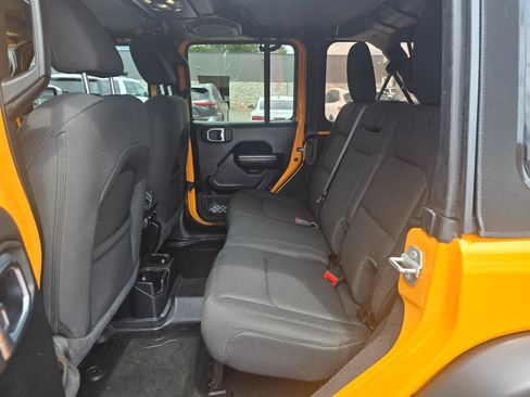 Used 2021 Jeep Wrangler Unlimited Sport AWD/4WD image 14