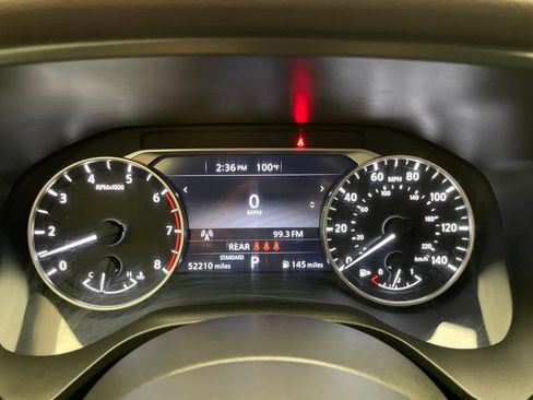 Used 2021 Nissan Rogue SV FWD image 14