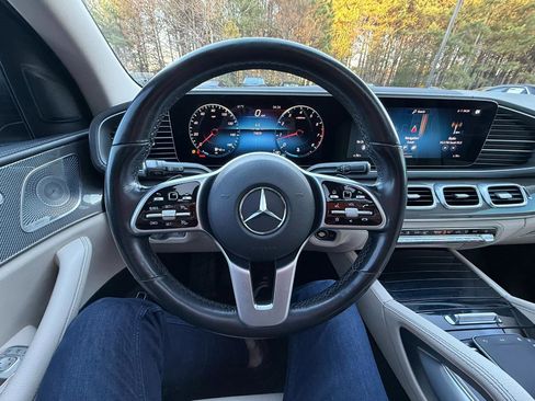 Used 2022 Mercedes-Benz GLE 350 w/ AMG Line Exterior image 17