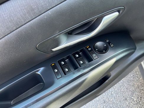 Used 2025 Hyundai Tucson SEL image 16