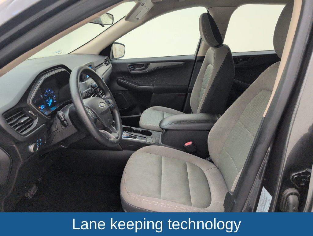 Used 2020 Ford Escape S FWD image 4