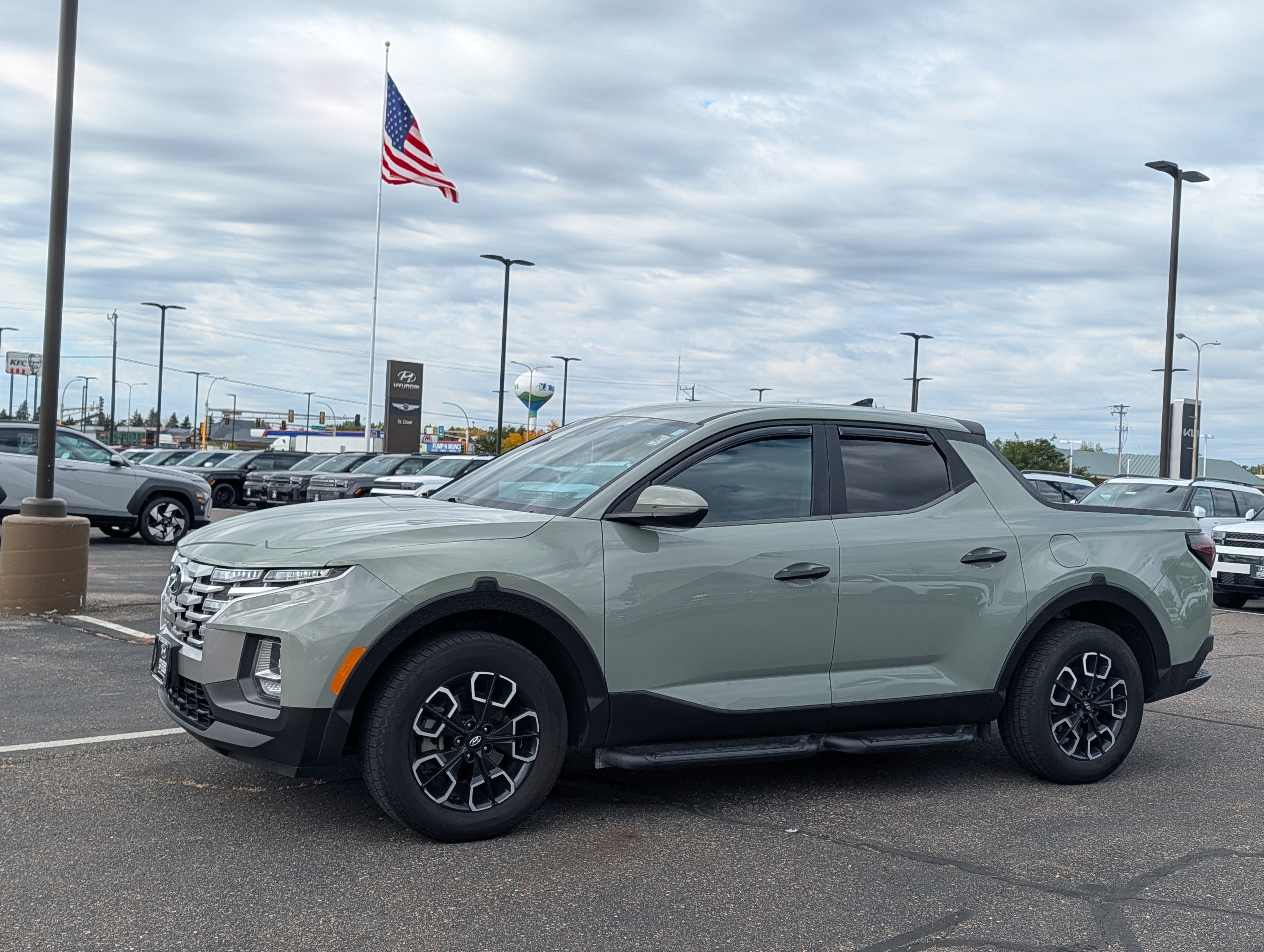 Used 2022 Hyundai Santa Cruz SEL AWD/4WD image 1