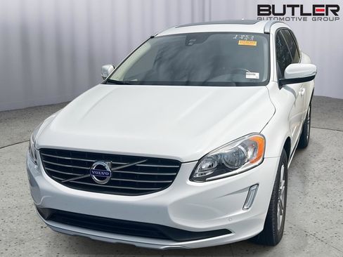 Used 2016 Volvo XC60 T5 Premier w/ Protection Package image 3