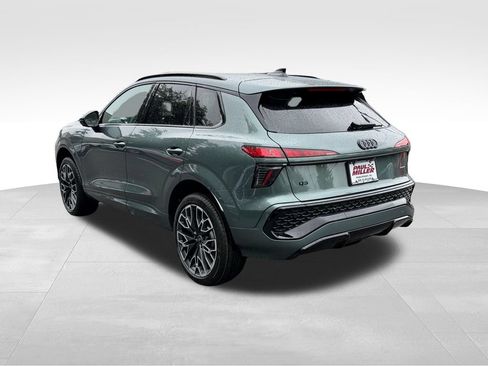 New 2026 Audi Q3 quattro 2.0T AWD/4WD image 5