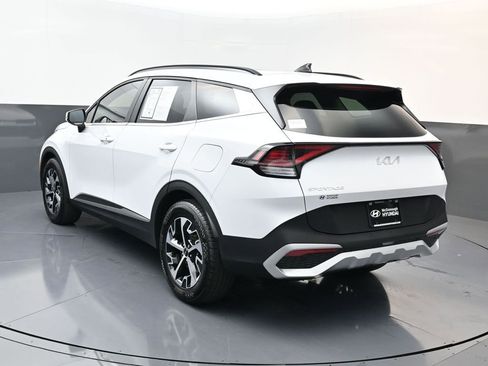 Used 2025 Kia Sportage EX w/ Premium Package FWD image 5