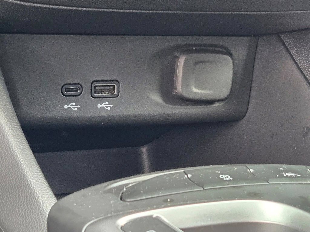 New 2026 Buick Envista Preferred FWD image 36