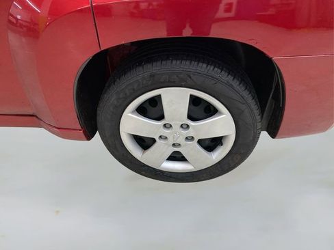 Used 2010 Chevrolet HHR LS image 16