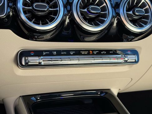 Certified 2026 Mercedes-Benz GLA 250 image 33