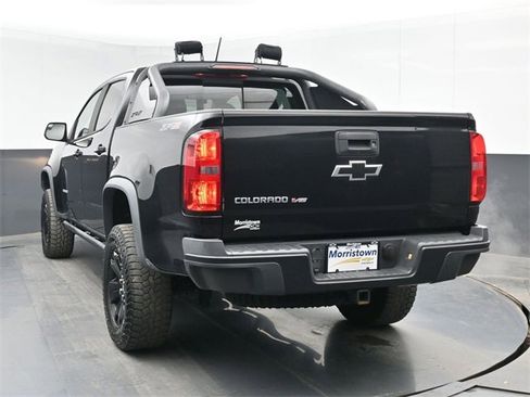 Used 2019 Chevrolet Colorado ZR2 w/ ZR2 Midnight Special Edition image 12