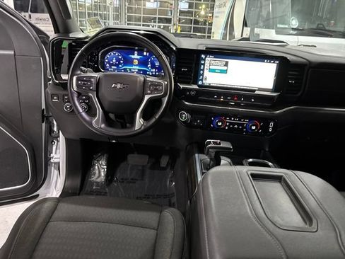 Used 2022 Chevrolet Silverado 1500 LT Trail Boss w/ Protection Package AWD/4WD image 33