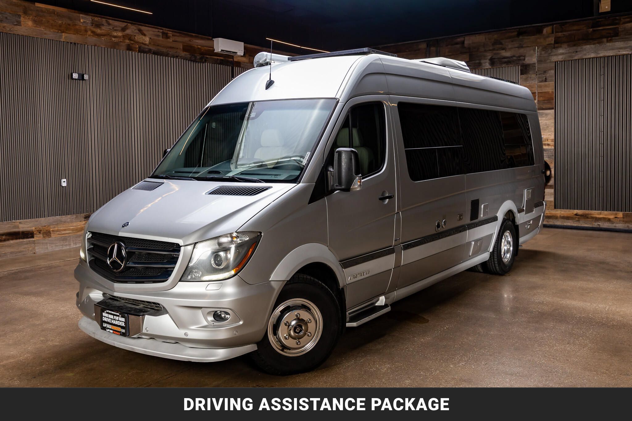 Used 2015 Mercedes-Benz Sprinter 3500 image 4