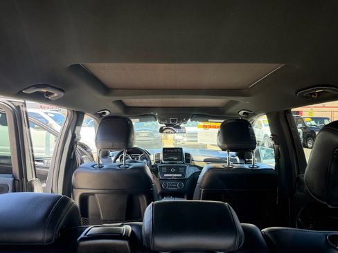 Used 2017 Mercedes-Benz GLS 450 4MATIC w/ Premium Package image 10