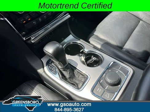 Used 2020 Jeep Grand Cherokee Limited AWD/4WD image 34