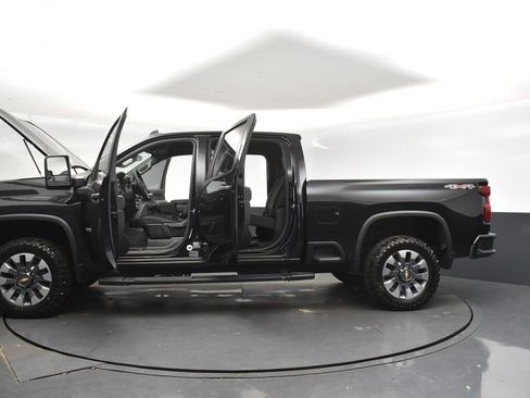 Used 2022 Chevrolet Silverado 2500 Custom w/ Safety Confidence Package image 47