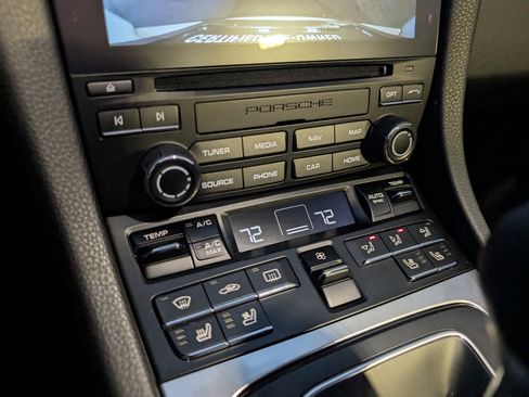 Used 2018 Porsche 911 Carrera 4S image 41
