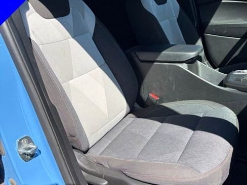 Used 2024 Chevrolet Trax RS w/ Driver Confidence Package image 32