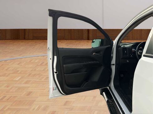 Used 2022 GMC Canyon Elevation w/ Trailering Package image 9