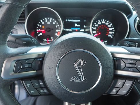 Used 2016 Ford Mustang Shelby GT350 w/ Technology Package image 15