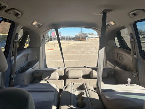 Used 2016 Honda Odyssey SE image 32