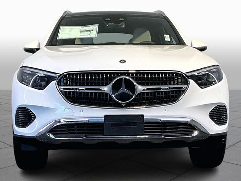 New 2026 Mercedes-Benz GLC 300 4MATIC image 2