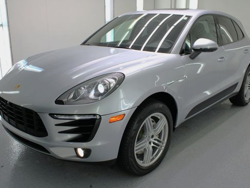 Used 2017 Porsche Macan S image 5