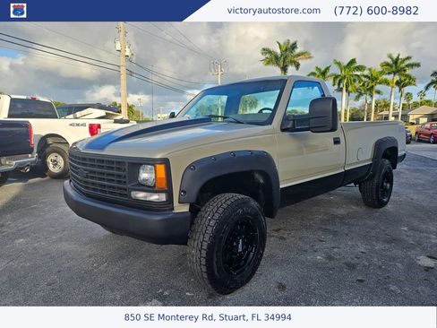 Used 1988 Chevrolet Silverado 3500 Silverado Reg Cab 4WD image 3