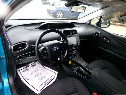 Used 2022 Toyota Prius Prime Limited image 12