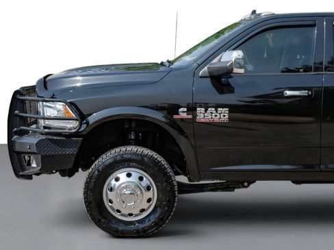 Used 2018 RAM 3500 Laramie AWD/4WD image 10