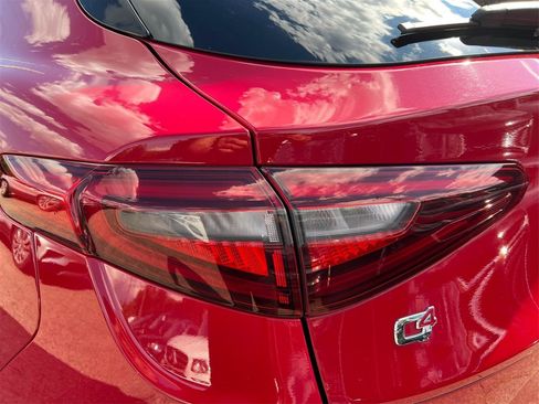 Used 2018 Alfa Romeo Stelvio AWD image 19