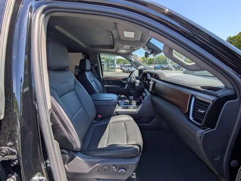 Certified 2023 GMC Sierra 1500 Denali w/ Denali Reserve Package AWD/4WD image 37