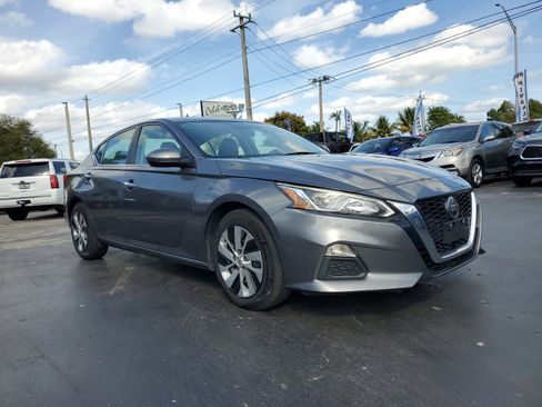 Used 2020 Nissan Altima 2.5 S image 5