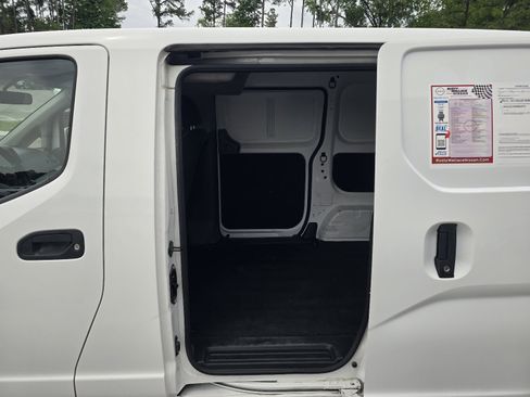 Used 2020 Nissan NV200 SV w/ Back Door Glass Package FWD image 11