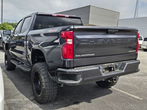 Used 2023 Chevrolet Silverado 1500 Custom AWD/4WD image 6