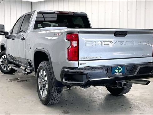 Certified 2025 Chevrolet Silverado 2500 Custom w/ Custom Value Package AWD/4WD image 11