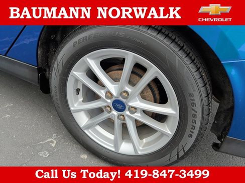 Used 2018 Ford Focus SE FWD image 10
