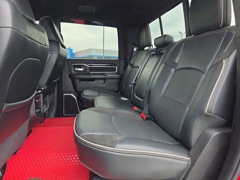 Used 2022 RAM 2500 Laramie w/ Night Edition image 11
