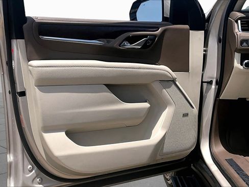 Used 2021 GMC Yukon XL Denali w/ Denali Premium Package RWD image 22