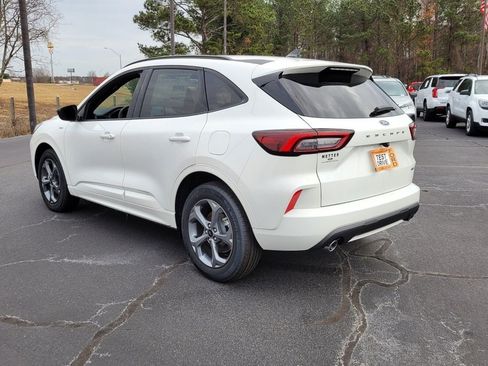 Used 2024 Ford Escape ST-Line w/ Equipment Group 301A FWD image 8