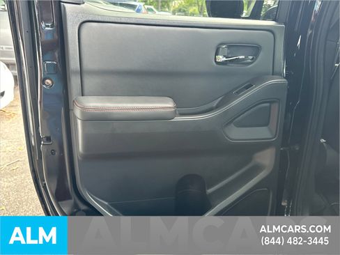 Used 2024 Nissan Frontier Pro-X w/ Pro Convenience Package RWD image 24