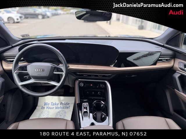 Used 2025 Audi Q5 Premium w/ Convenience Package AWD/4WD image 13
