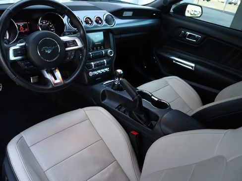 Used 2017 Ford Mustang GT Premium w/ GT Performance Package image 9