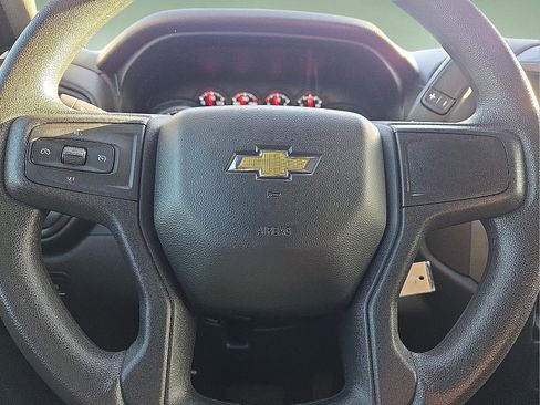 Used 2022 Chevrolet Silverado 2500 Custom w/ Custom Value Package image 20