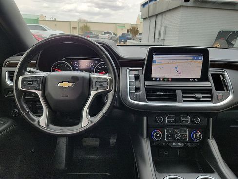 Used 2021 Chevrolet Tahoe Premier w/ Premium Package image 6