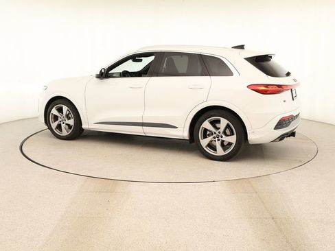 Certified 2025 Audi Q5 Prestige AWD/4WD image 3