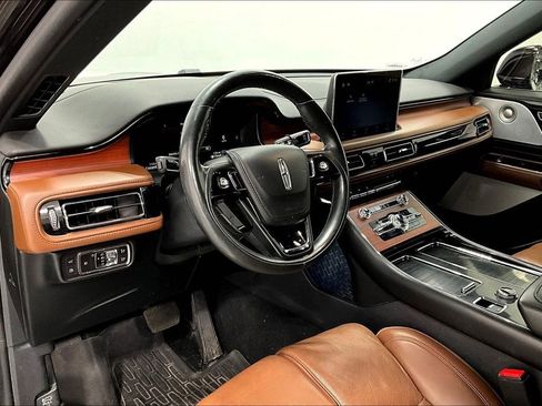 Used 2021 Lincoln Aviator Grand Touring w/ Equipment Group 302A image 16