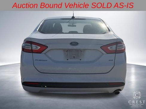 Used 2014 Ford Fusion SE image 6