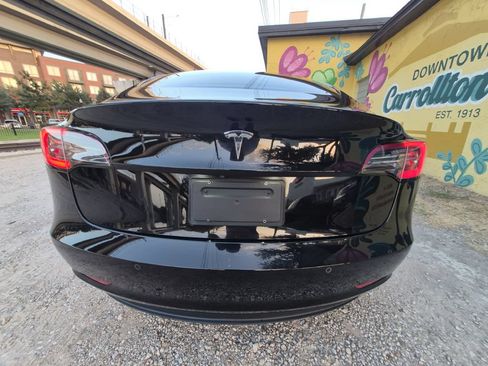 Used 2019 Tesla Model 3 RWD image 8