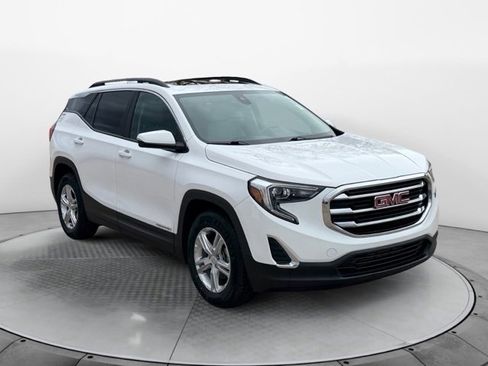 Used 2021 GMC Terrain SLE w/ Driver Convenience Package image 1